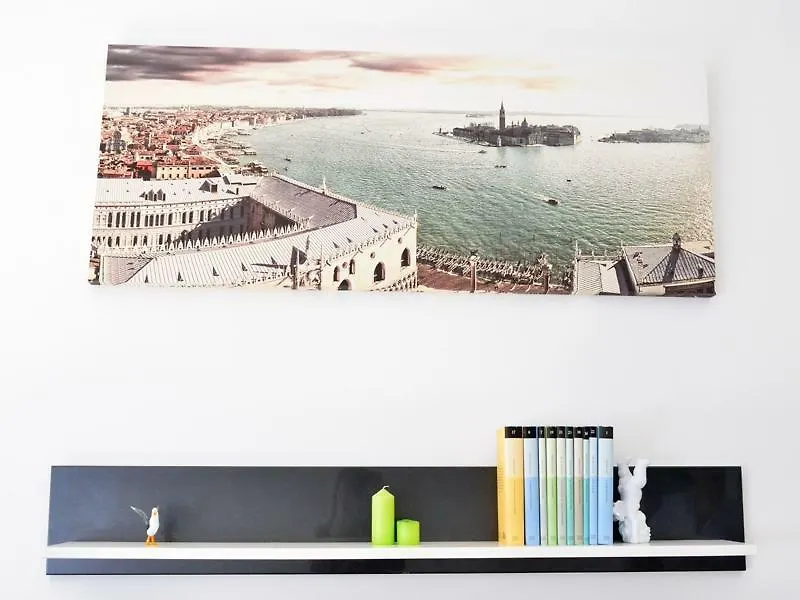 Casa Bella Apartment Venice 0*,